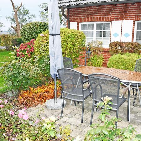 Ferienwohnungen Unterm Reetdach M Terras O Balk U Sauna Middelhagen Exterior foto